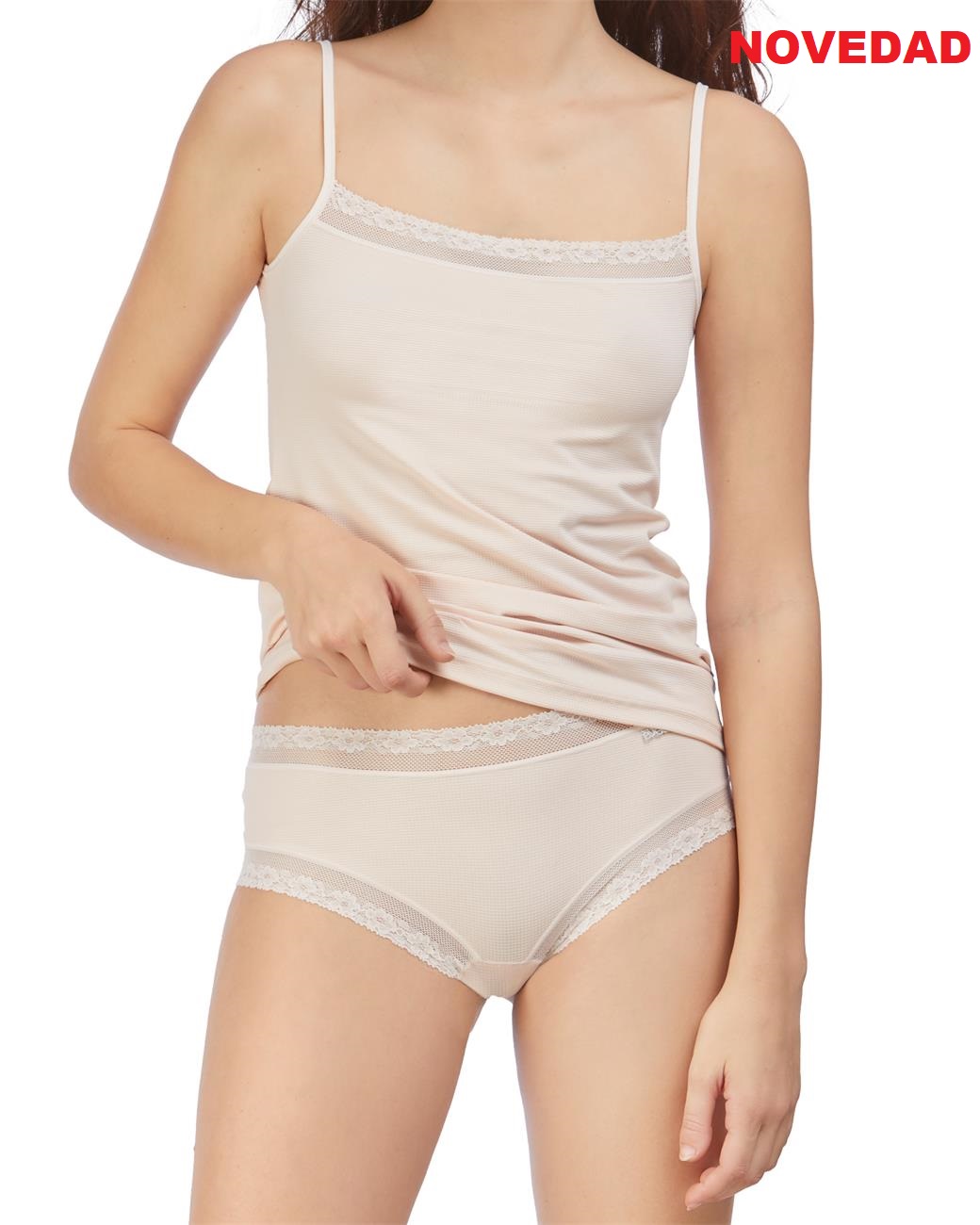 AVET  Short mujer 38032 avet 